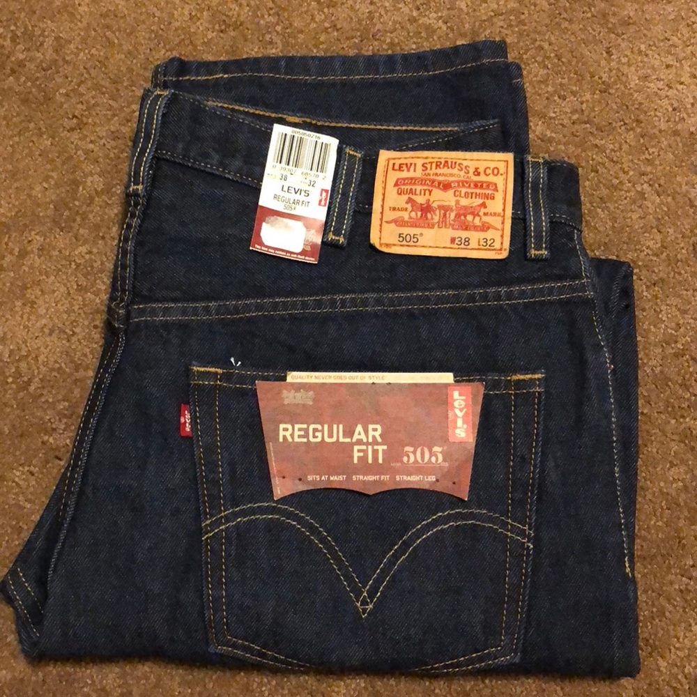 Men’s 505 Levi’s Jeans. 38 waist 32 length.